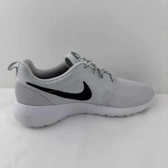 Nike ‘Roshe One’ gray running shoes - Picture 5 of 8